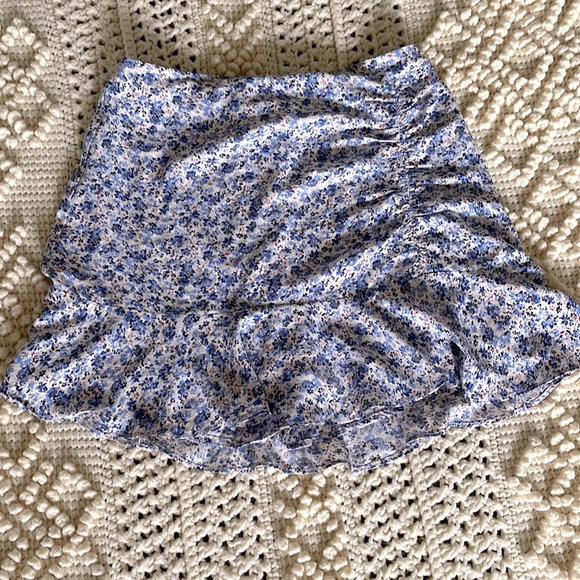 Abercrombie & Fitch skort skirt with shorts size small - Picture 1 of 4